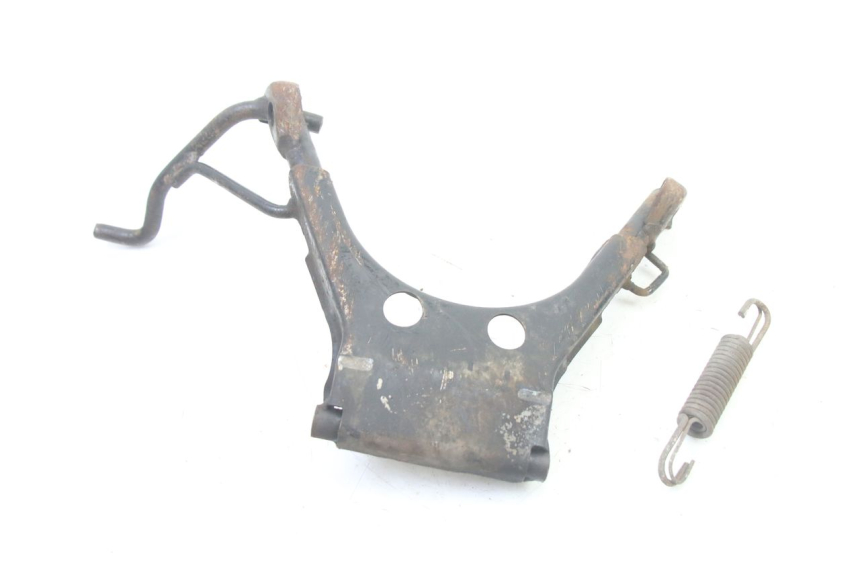 photo de CENTER STAND PEUGEOT KISBEE 2T 50 (2010 - 2017) - Zoom on usage condition