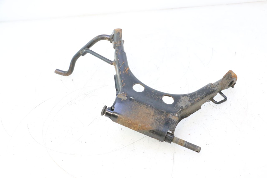 photo de CENTER STAND PEUGEOT KISBEE 2T 50 (2010 - 2017) - Fixing points details
