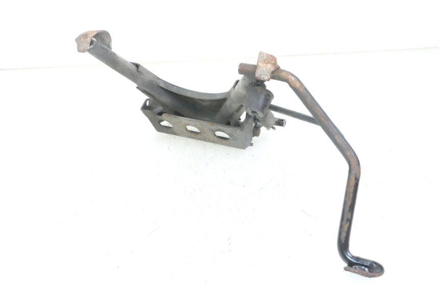 photo de CENTER STAND PEUGEOT SATELIS 125 (2010 - 2012) - Alternative perspective