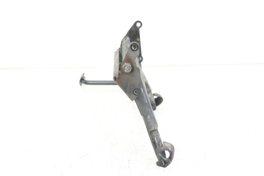 photo de CENTER STAND PEUGEOT SATELIS 125 (2010 - 2012) - Fixing points details