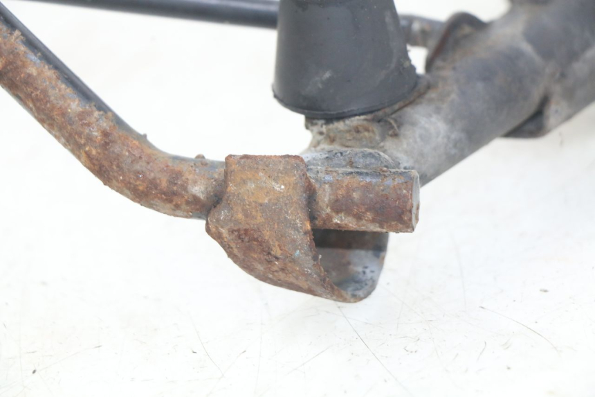 photo de CENTER STAND PEUGEOT SATELIS 125 (2010 - 2012) - Technical close-up