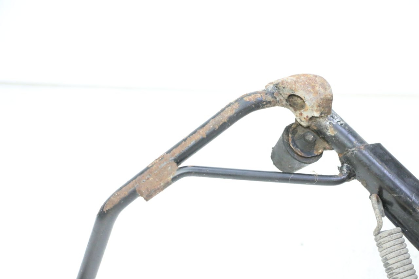 photo de CENTER STAND PEUGEOT SATELIS 125 (2006 - 2009) - Zoom on usage condition