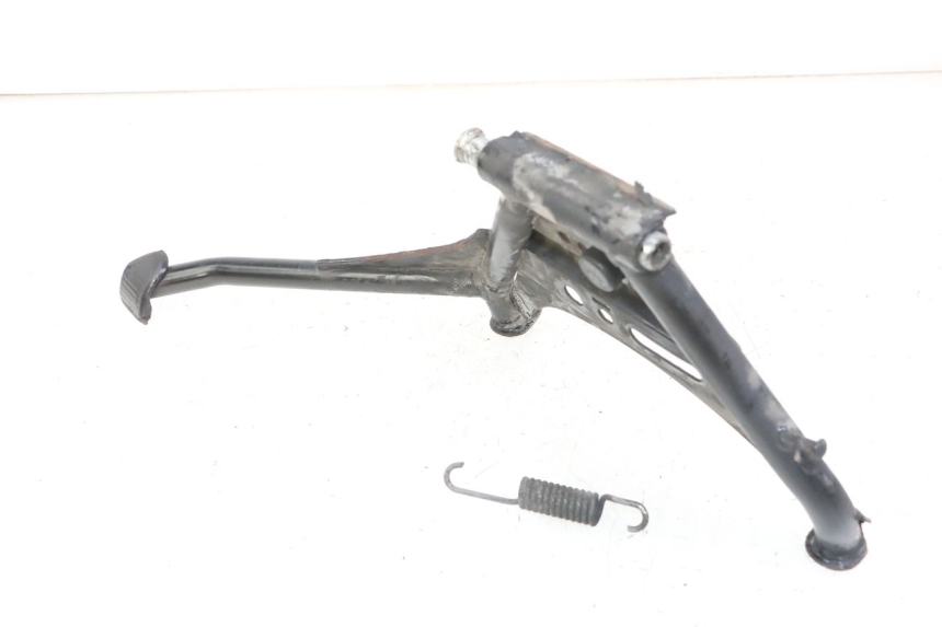 photo de MAIN STAND SUZUKI UH BURGMAN 125 (2002 - 2006) - Fixing points details