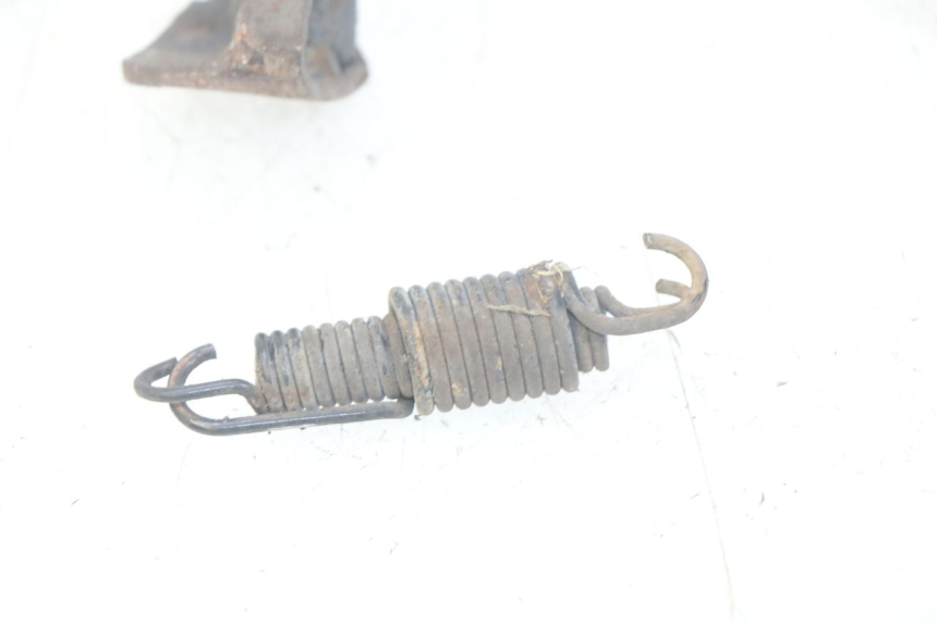 photo de CENTER STAND PIAGGIO X9 EVOLUTION 250 (2003 - 2007) - Fixing points details