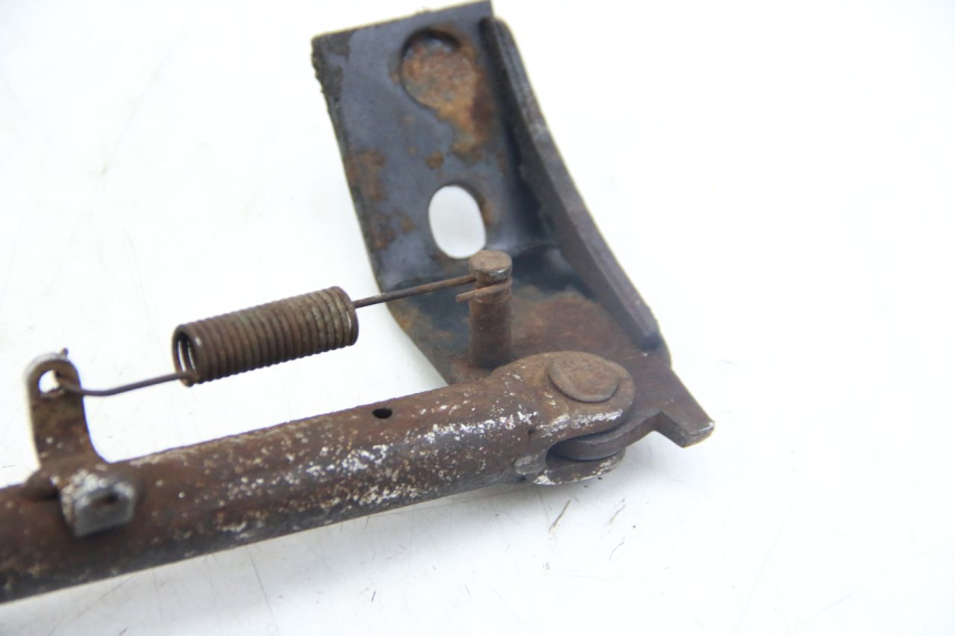 photo de SIDE STAND MBK BOOSTER SPIRIT 50 (1999 - 2003) - Technical close-up