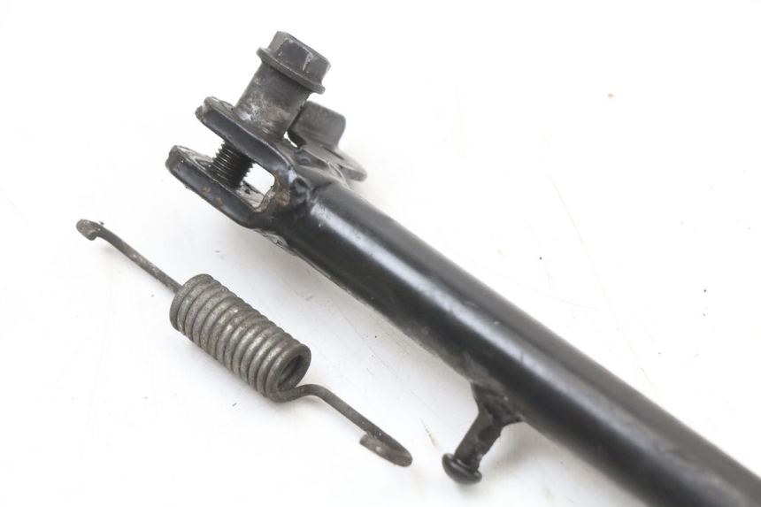 photo de SIDE STAND SUZUKI BURGMAN 125 (2007 - 2014) - Technical close-up