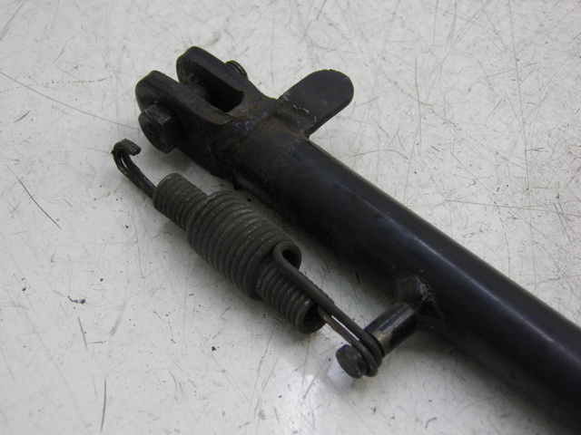 photo de SIDE STAND SUZUKI TU X TUX VOLTY 125 (1999 - 2001) - Technical close-up