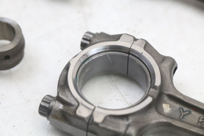 photo de ROD YAMAHA FZ1 FAZER 1000 (2007 - 2009) - Additional view of the item