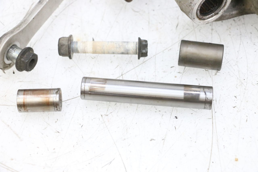 photo de SHOCK LINK SUZUKI GSXR GSX-R 1000 (2003 - 2004) - Markings and original references