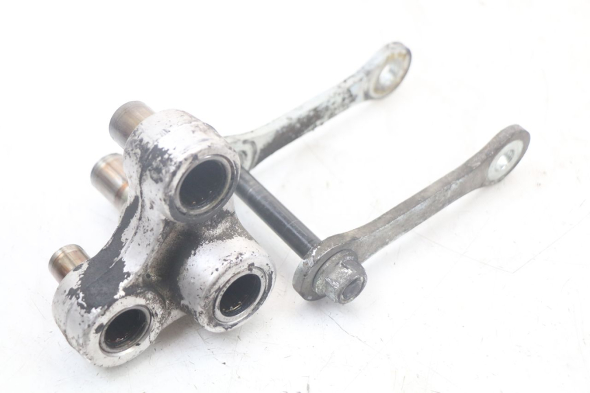 photo de SHOCK ABSORBER LINKAGE SUZUKI SV N 650 (1999 - 2002) - Fixing points details