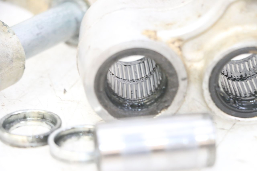 photo de SHOCK LINK YAMAHA YZF YZ-F 450 (2014 - 2016) - Markings and original references