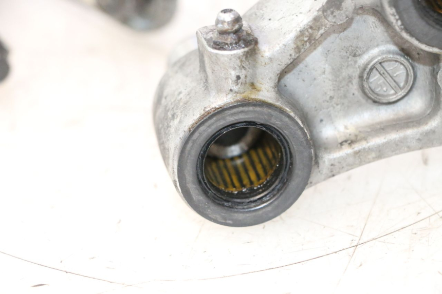 photo de SHOCK ABSORBER LINKAGE KAWASAKI ZZR 600 (1995 - 2004) - Surface and material condition