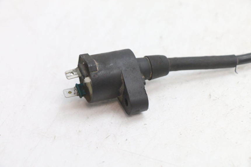 photo de IGNITION COIL PEUGEOT 103 SPX CLIP 50 (1989 - 1992) - Technical close-up