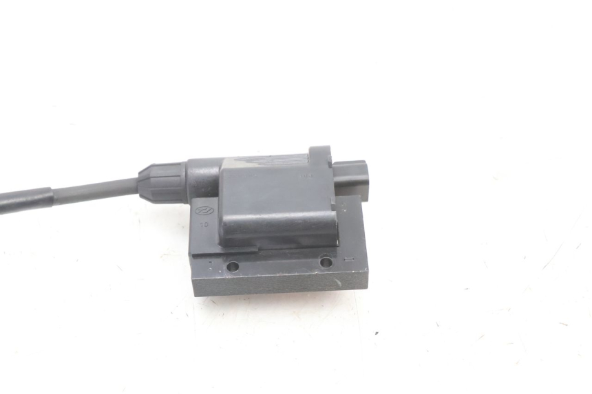 photo de IGNITION COIL KYMCO AGILITY CITY 16P 125 (2015 - 2024) - Technical close-up