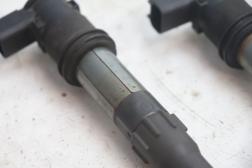 photo de IGNITION COIL SUZUKI BURGMAN EXECUTIVE ABS 650 (2006 - 2012) - Surface and material condition