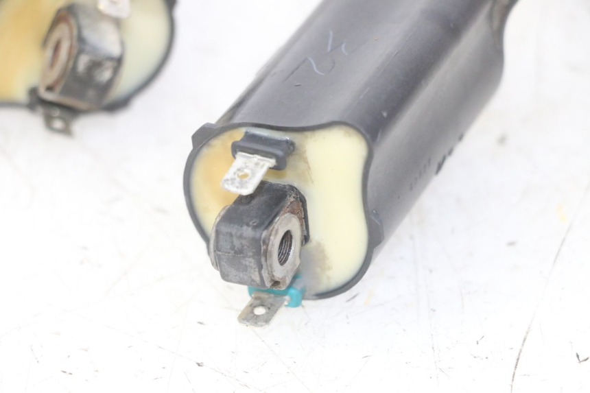 photo de COIL HONDA CBF 500 (2004 - 2007) - Fixing points details