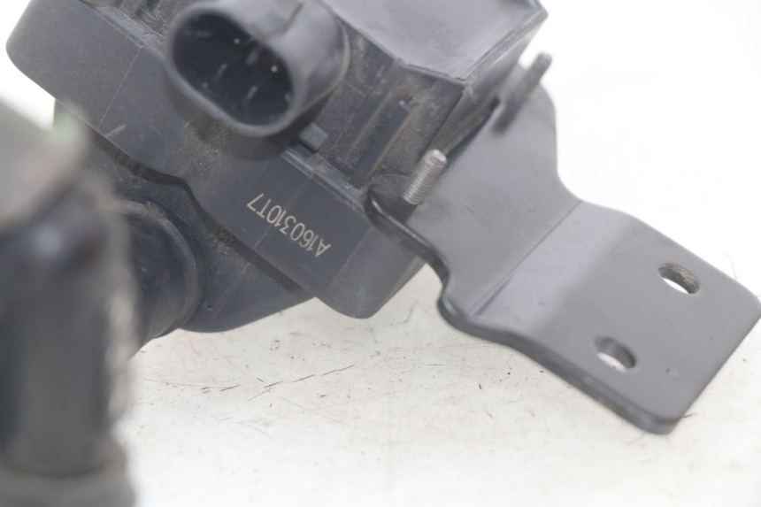 photo de COIL PEUGEOT GEOPOLIS 400 (2007 - 2013) - Component detail