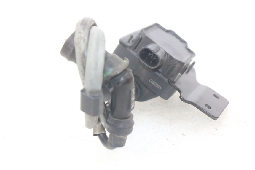 photo de COIL PEUGEOT GEOPOLIS 400 (2007 - 2013) - Zoom on usage condition