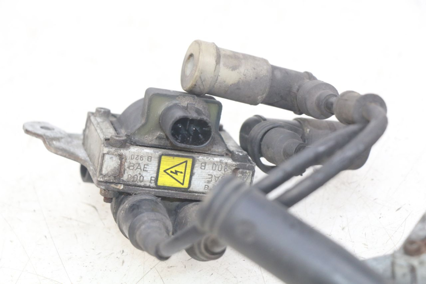 photo de COIL GILERA GP 800 (2007 - 2013) - Technical close-up