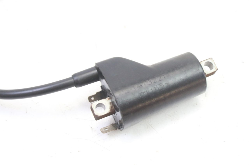 photo de IGNITION COIL SUZUKI GS GSE 500 (2001 - 2003) - Technical close-up