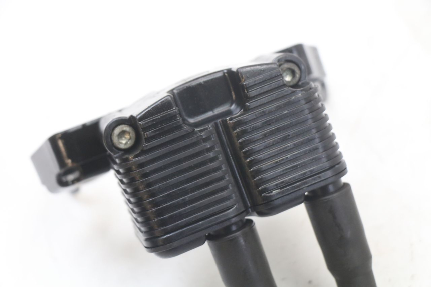 photo de IGNITION COIL HARLEY DAVIDSON SPORTSTER XL CUSTOM 883 (1999 - 2006) - Component detail