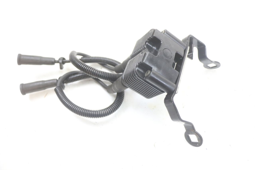 photo de IGNITION COIL HARLEY DAVIDSON SPORTSTER XL CUSTOM 883 (1999 - 2006) - Surface and material condition