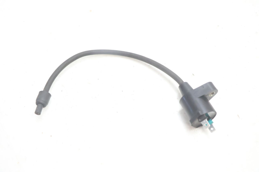 photo de IGNITION COIL PEUGEOT LUDIX ONE 14P 50 (2004 - 2013) - Alternative perspective