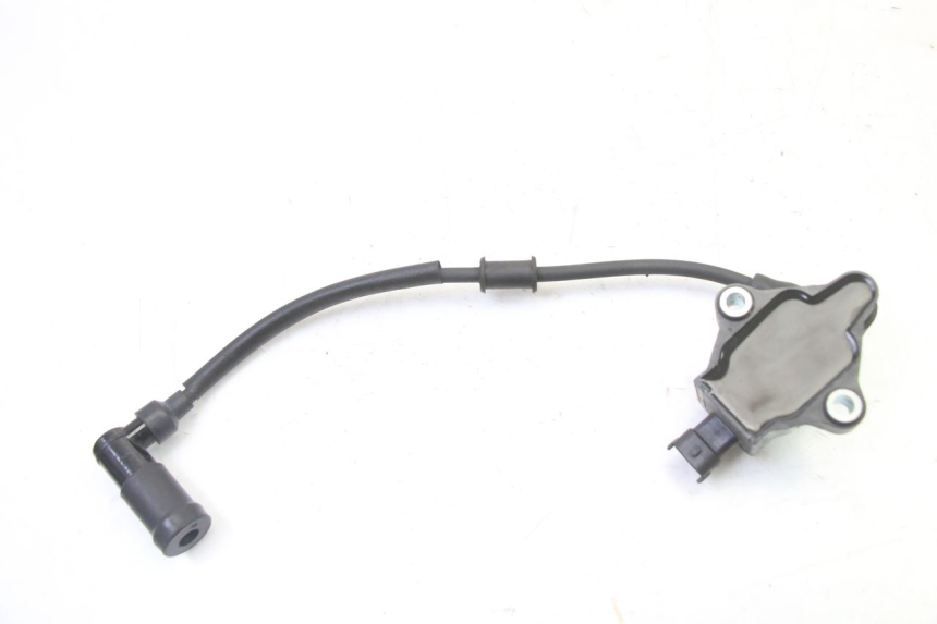 photo de IGNITION COIL PIAGGIO MP3 HPE 310 (2024 - 2025) - Alternative perspective