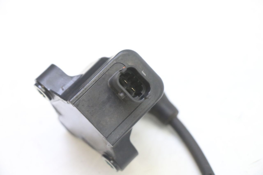 photo de IGNITION COIL PIAGGIO MP3 HPE 310 (2024 - 2025) - Fixing points details