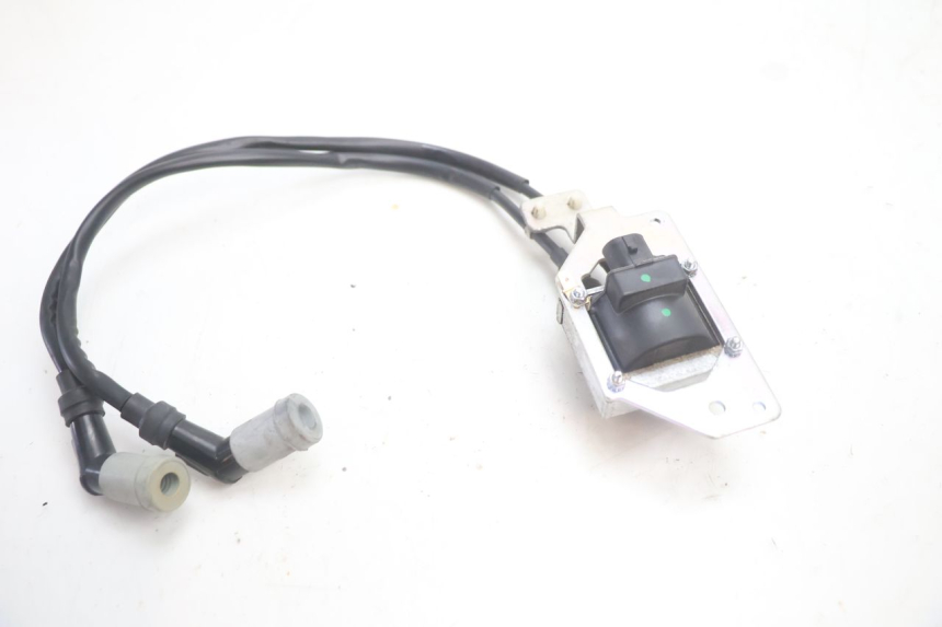photo de IGNITION COIL PIAGGIO MP3 HPE 530 (2022 - 2026) - Alternative perspective