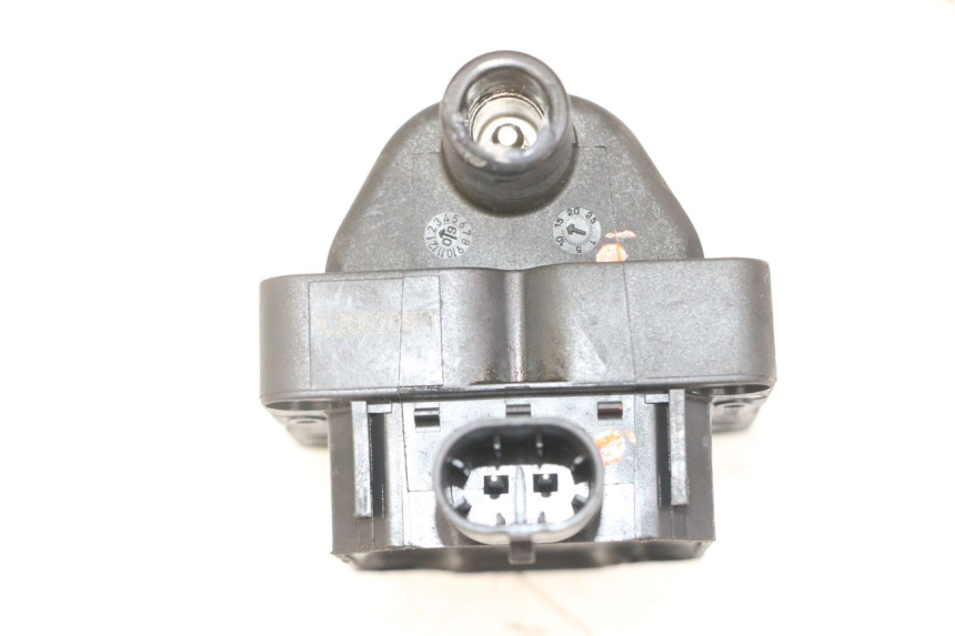 photo de COIL PIAGGIO MP3 LT 400 (2007 - 2012) - Alternative perspective