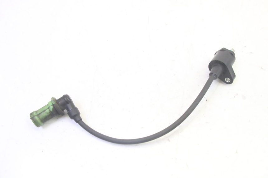 photo de IGNITION COIL PIAGGIO MP3 125 (2006 - 2014) - Alternative perspective