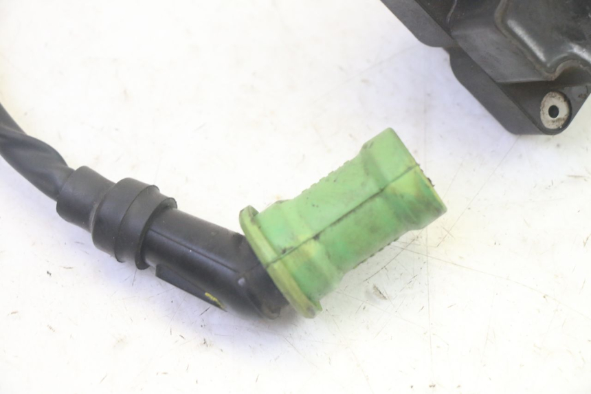 photo de COIL PIAGGIO MP3 RL 250 (2006 - 2010) - Technical close-up