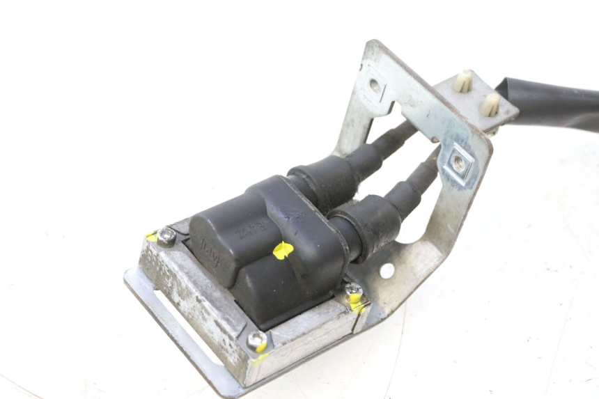 photo de COIL PIAGGIO MP3 500 (2011 - 2015) - Fixing points details