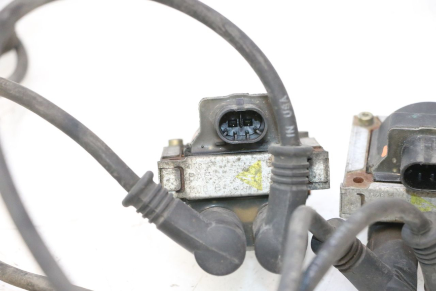 photo de IGNITION COIL DUCATI SS IE DS CARENEE 1000 (2002 - 2006) - Technical close-up