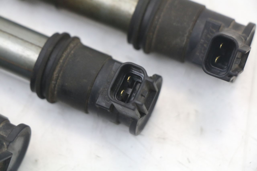 photo de IGNITION COIL SUZUKI GSR 750 (2011 - 2017) - Technical close-up