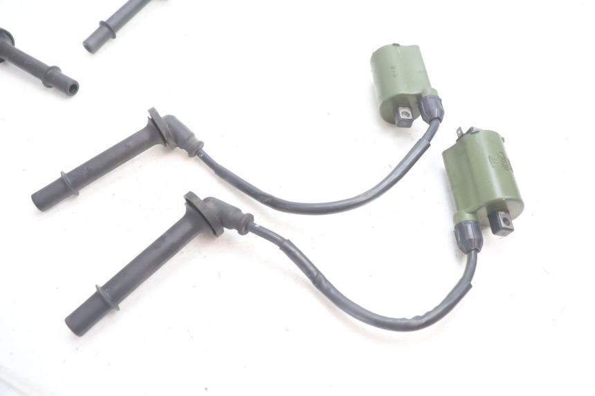 photo de COIL HONDA VFR FI RC46 800 (1998 - 2001) - Technical close-up