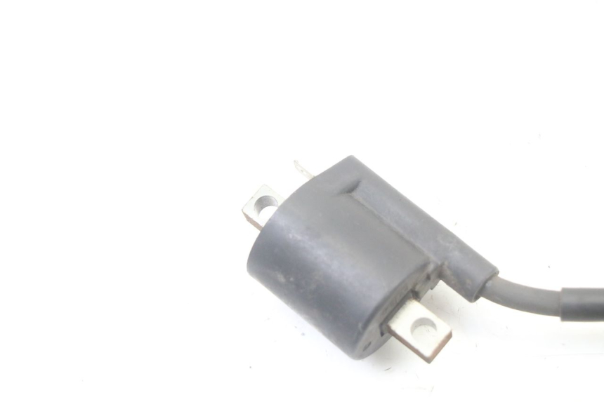 photo de IGNITION COIL YAMAHA WHY 50 (1998 - 2000) - Technical close-up