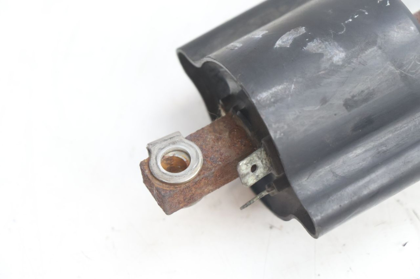 photo de IGNITION COIL YAMAHA XJR 1300 (1998 - 2002) - Technical close-up