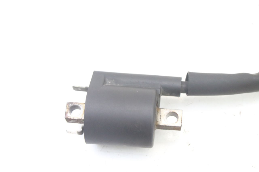 photo de IGNITION COIL YAMAHA YP X-MAX XMAX 400 (2014 - 2017) - Technical close-up