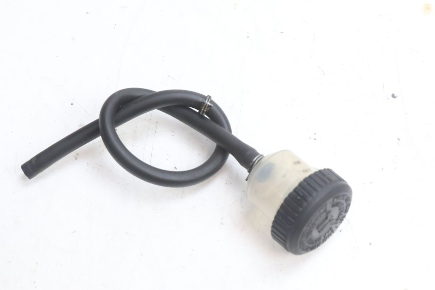 photo de BRAKE FLUID JAR RIEJU MRT PRO SUPERMOTARD 50 (2007 - 2018) - Zoom on usage condition