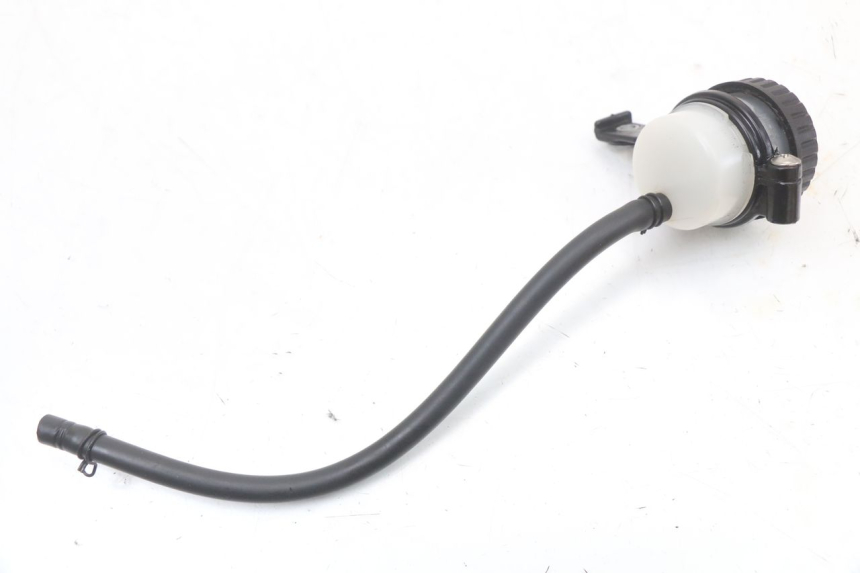 photo de BRAKE FLUID JAR MOTO GUZZI NORGE 8V GT 1200 (2011 - 2016) - Zoom on usage condition