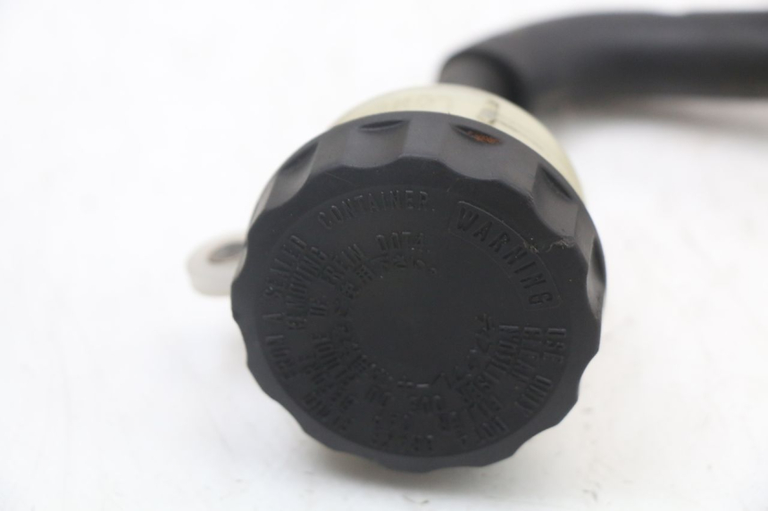 photo de BRAKE FLUID RESERVOIR HONDA NTV DEAUVILLE 650 (1998 - 2001) - Fixing points details