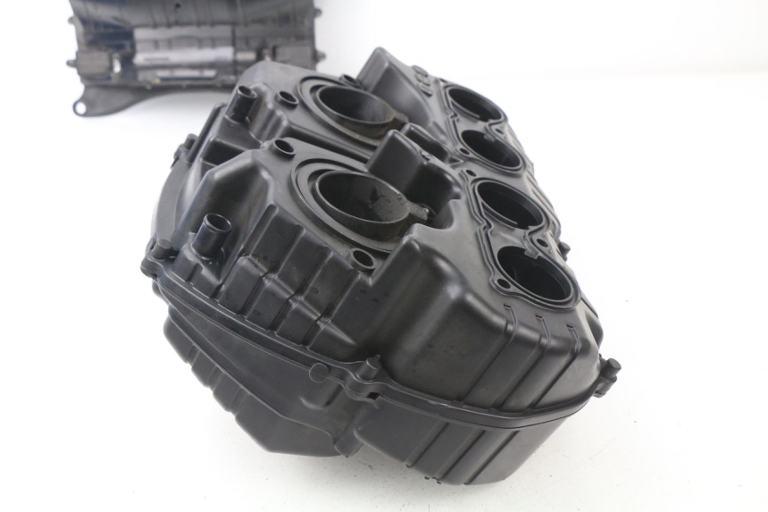 photo de AIR BOX HONDA CBR RR FIREBLADE 1000 (2006 - 2007) - Component detail