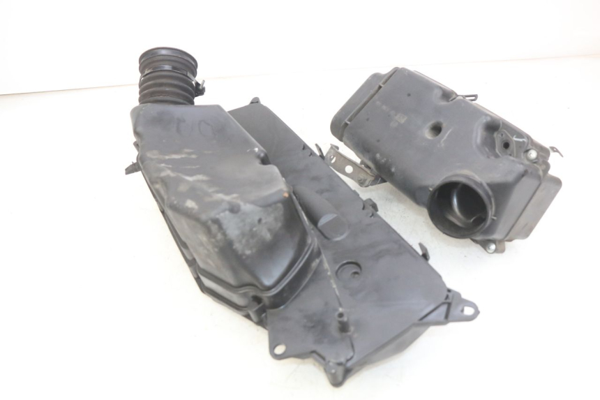 photo de AIR BOX HONDA FJS SILVERWING SILVER WING 400 (2009 - 2016) - Alternative perspective