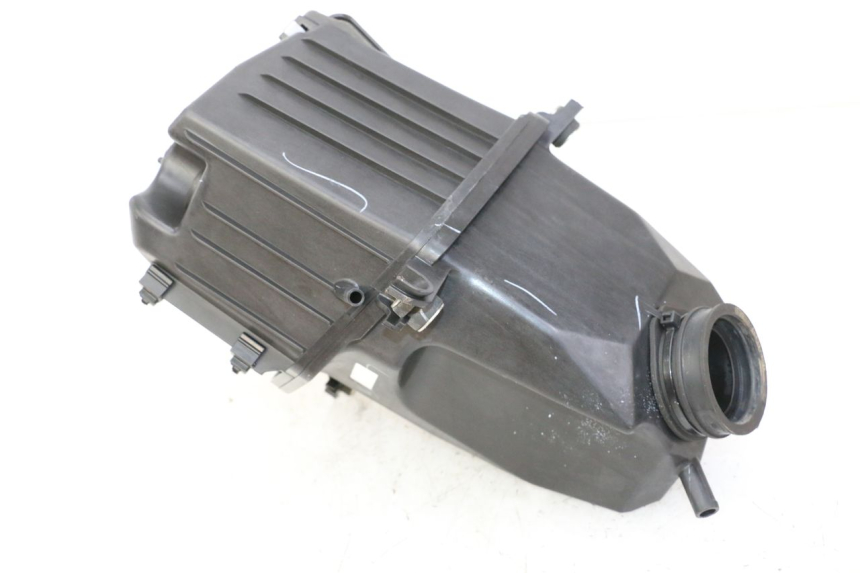 photo de AIR BOX BMW G310 R 310 (2016 - 2020) - Fixing points details