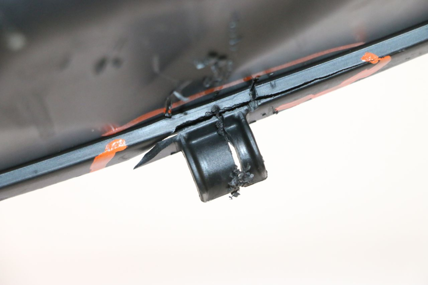photo de AIR BOX SUZUKI GSF N BANDIT 1200 (2001 - 2005) - Surface and material condition