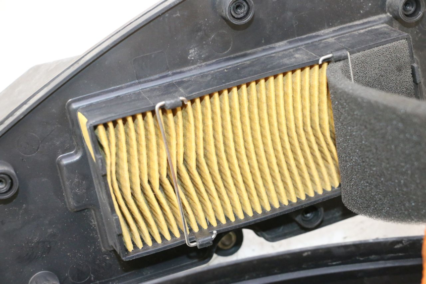 photo de AIR BOX PEUGEOT KISBEE 4T 50 (2010 - 2017) - Fixing points details