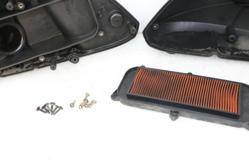 photo de AIR BOX KYMCO GRAND DINK 125 (2008 - 2014) - High-resolution close-up