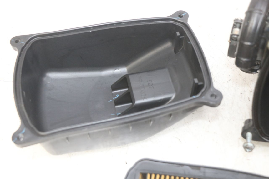 photo de AIR BOX YAMAHA MT ABS 125 (2014 - 2018) - Fixing points details